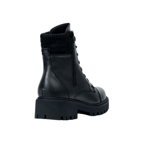 Botas Negras Bilbao con Cordones En Ecocuero