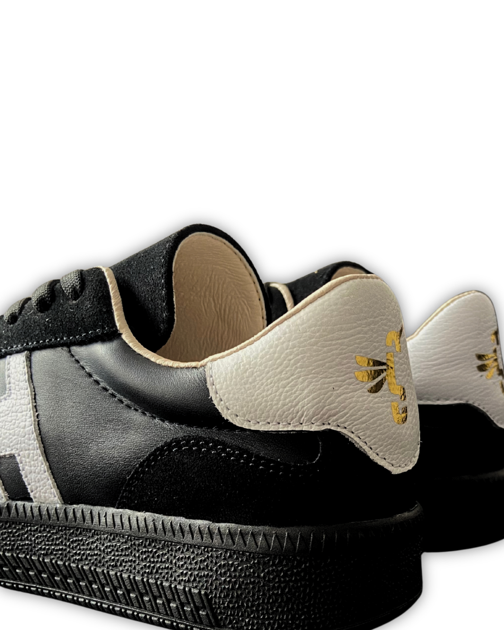 CALZADO CUERO NEGRO 32