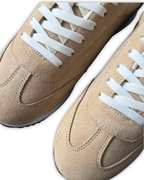 CALZADO DEPORTIVO BEIGE 2