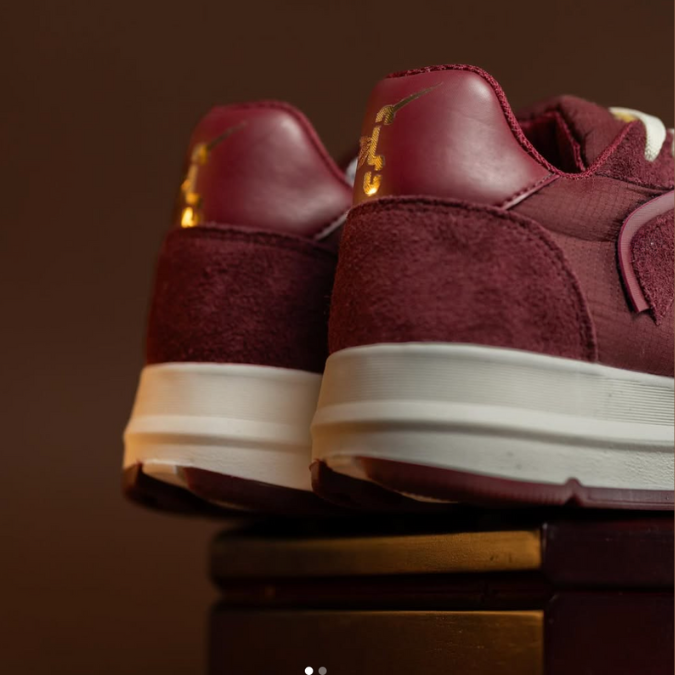 Sneakers Burdeos en Gamuza con Suela Chunky